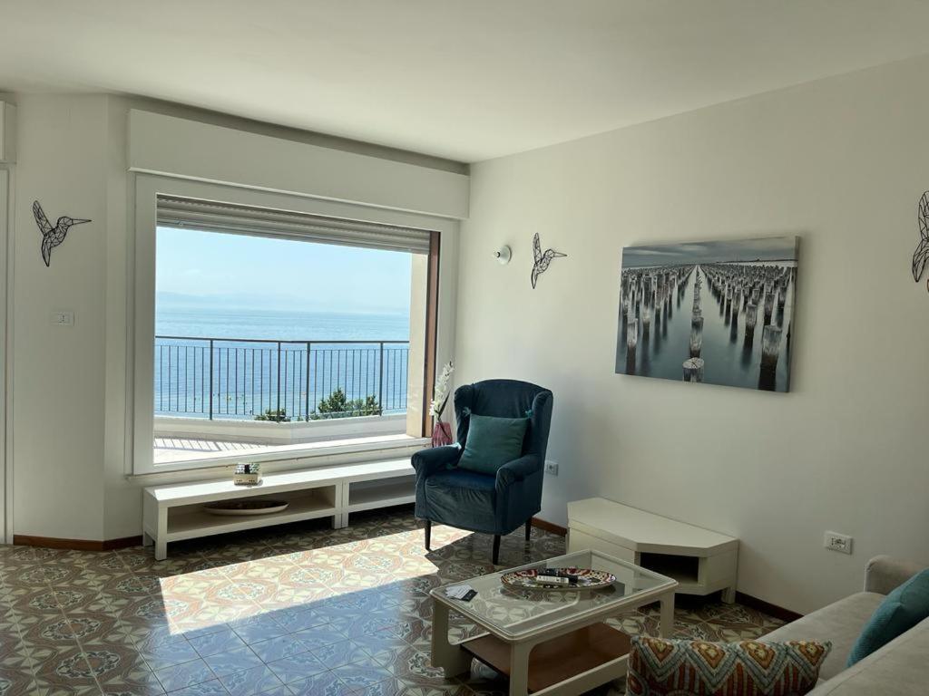 Finestra Sul Mare
