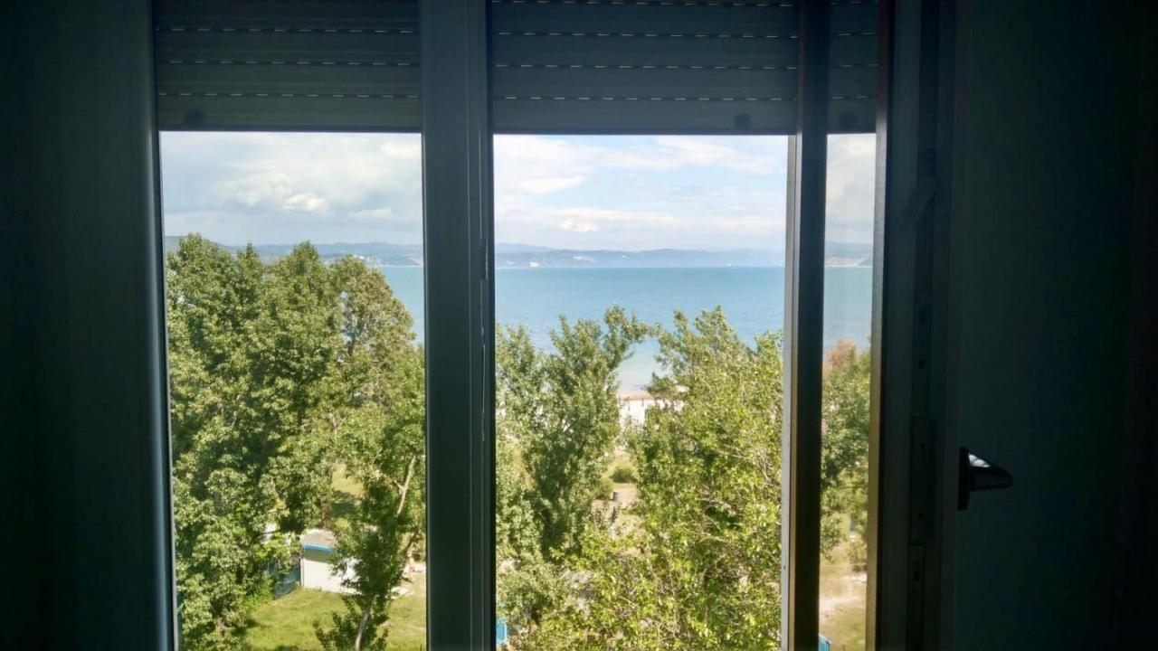 Finestra Sul Mare *